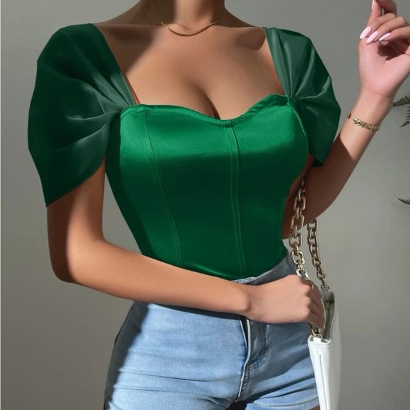 Luxe sweetheart neck satin bodysuit - Picture 6 of 16